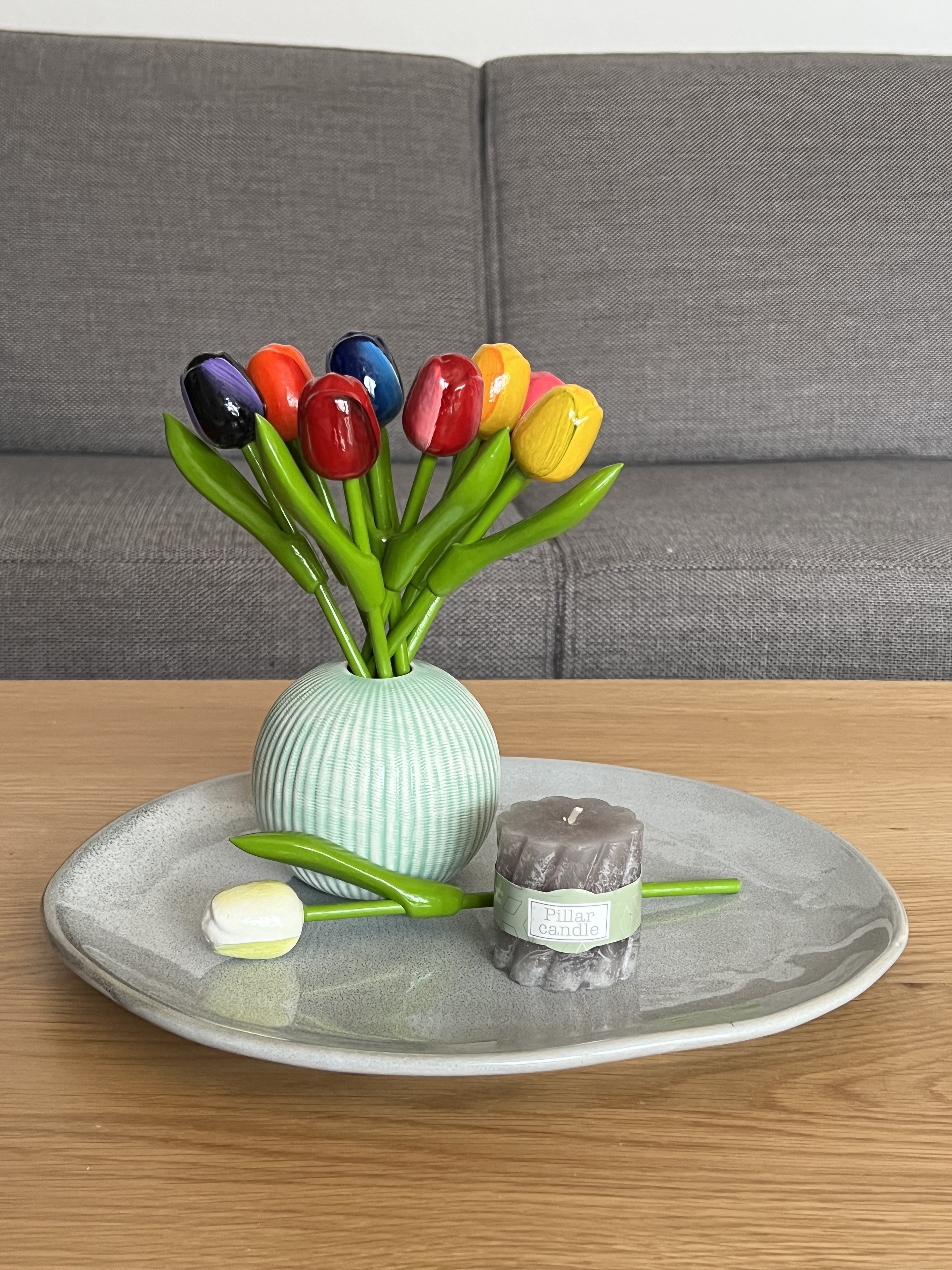 strauss-9-2 Holztulpen 20cm, mit Vase